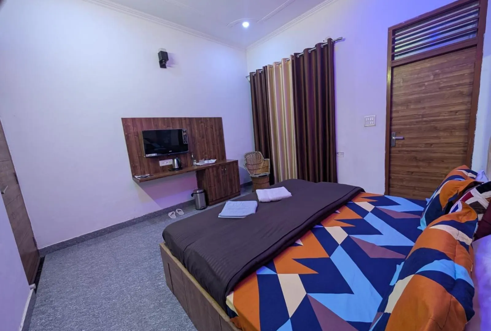 Taj Street Hostel Agra   Agra (Uttar Pradesh)