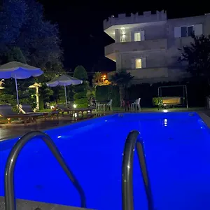 Florika Aparthotel Borsh